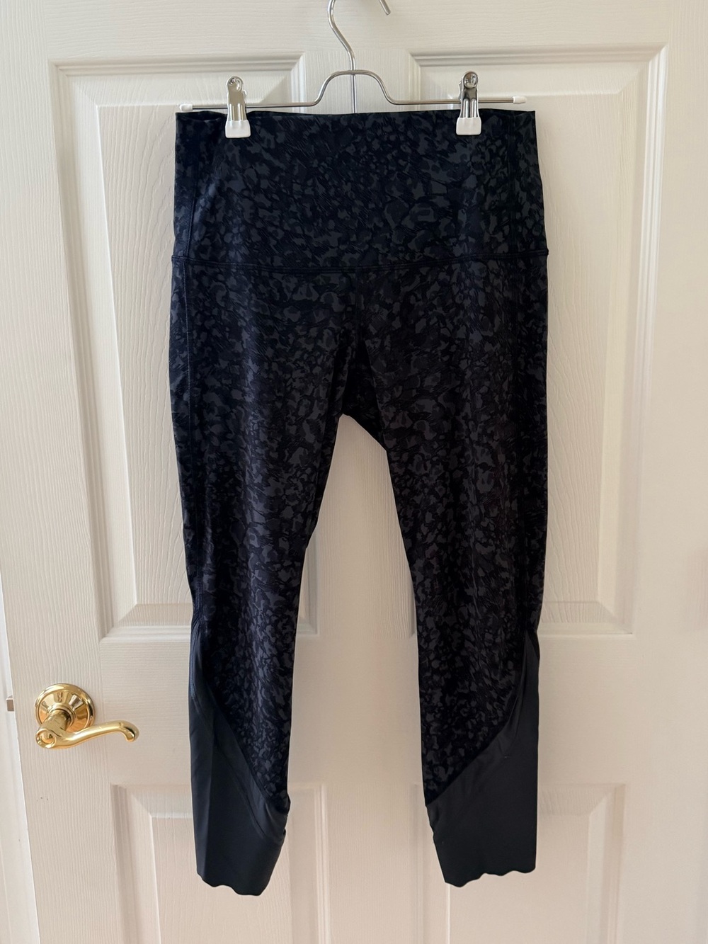 lululemon athletica Black Heathered Cheetah Print Leggings